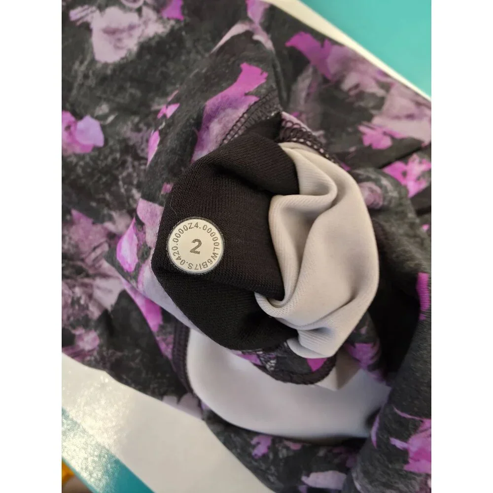 Lululemon Fast & Free Black & Purple Floral Print Athletic Leggings Women's Sz 2 - Picture 7 of 8